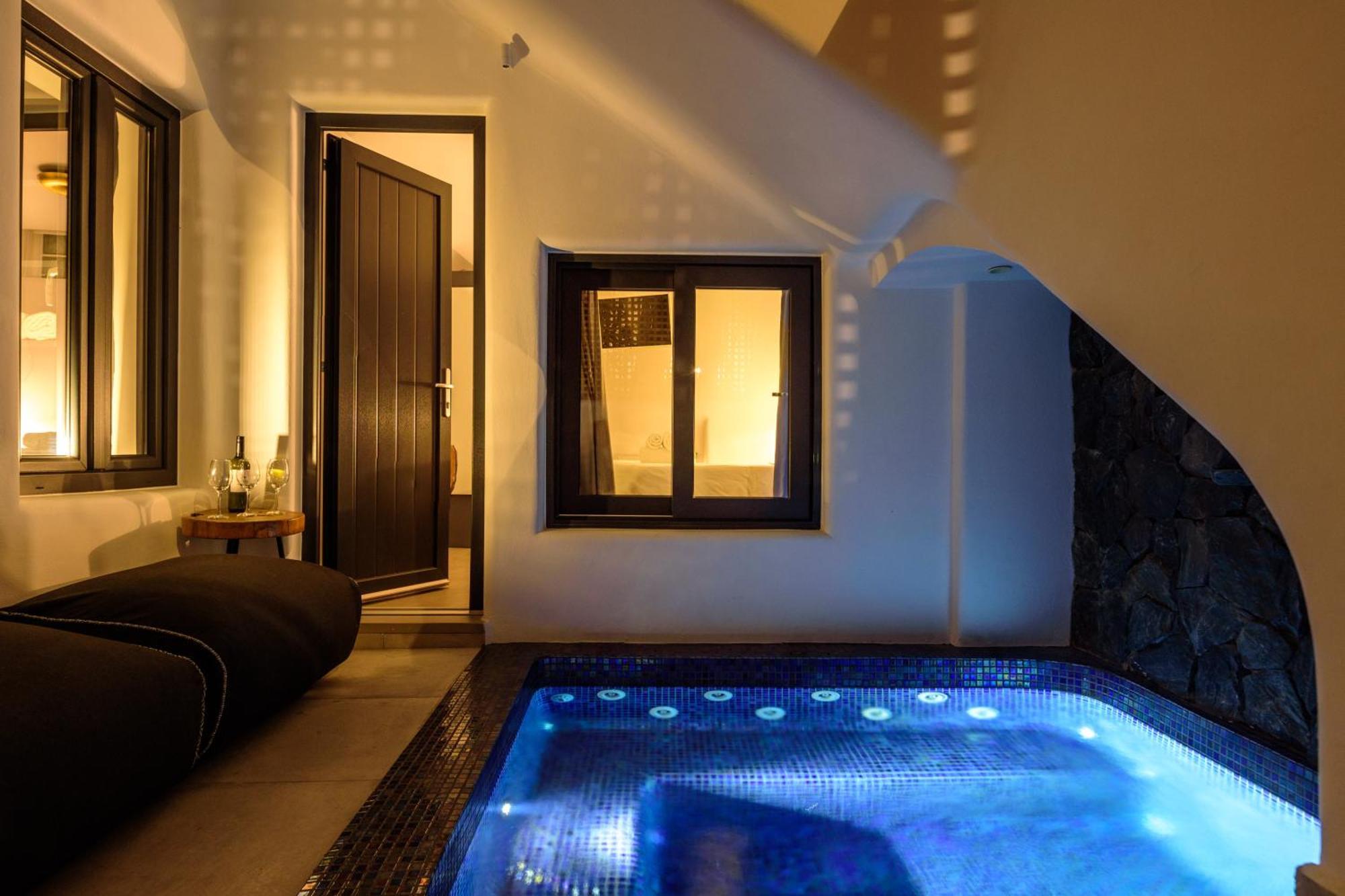 Secret Spot Luxury Villa ثيرا المظهر الخارجي الصورة