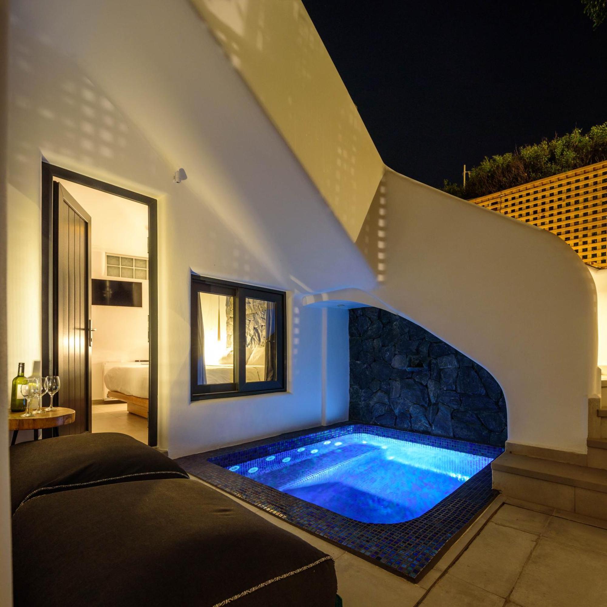 Secret Spot Luxury Villa ثيرا المظهر الخارجي الصورة