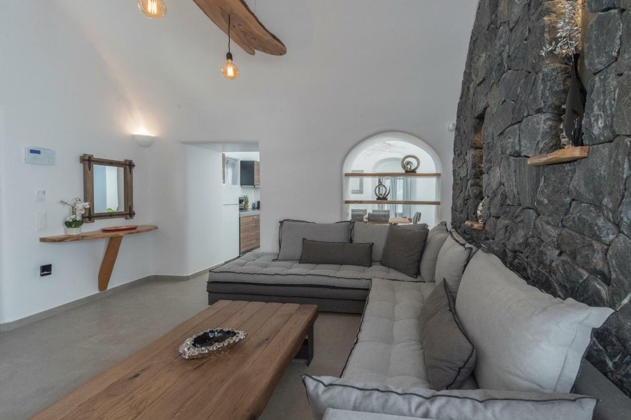 Secret Spot Luxury Villa ثيرا المظهر الخارجي الصورة